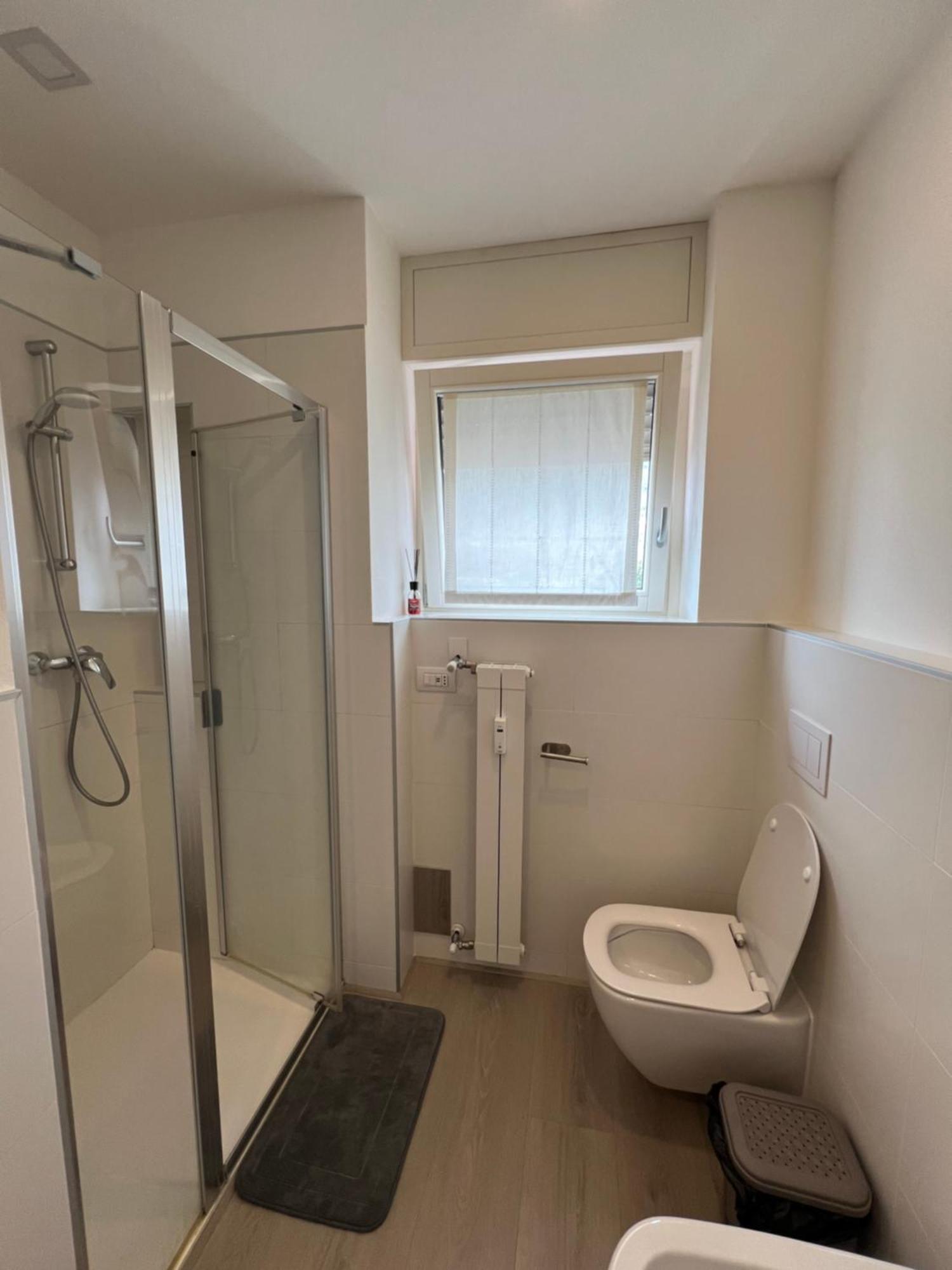 Dreamers Apartment Tirano Buitenkant foto